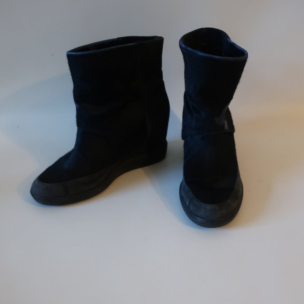 Womens Vince Black Suede Calf Fur Bootie 7.5 *